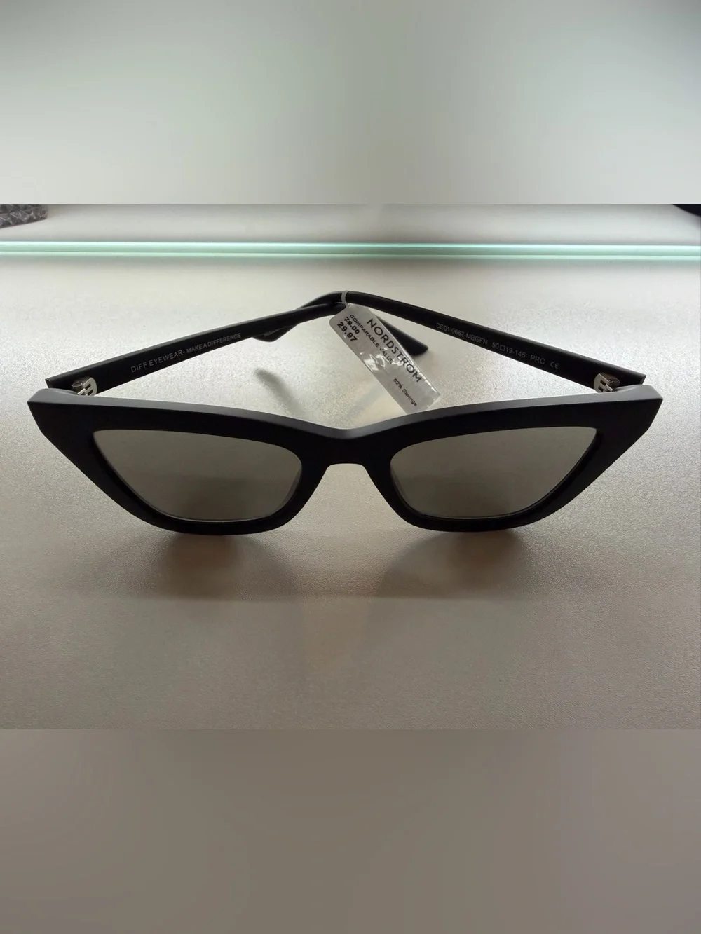 DIFF EYEWEAR Sunglasses NWT